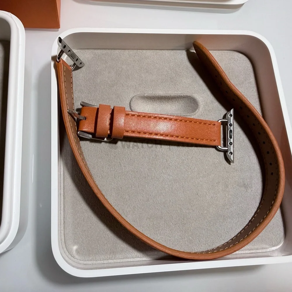Hermès Apple Watch Series 2 - Picture 9 of 11